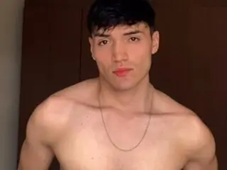 Pussy livejasmin camshow AronnDark