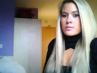 Shows fuck camshow MarinaMontana