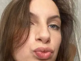 Naked naked ass MelissaKuni