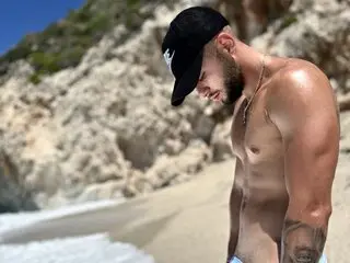 Pics videos live NicholasPal